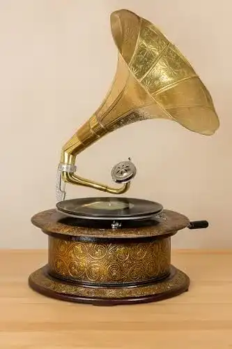 Grammophon Palazzo Int Trichter Villa Gatsby Nostalgisches Design aus Holz und Messing