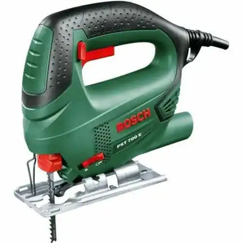 Bosch Stichsäge PST 700 E mit Koffer und Sägeblatt