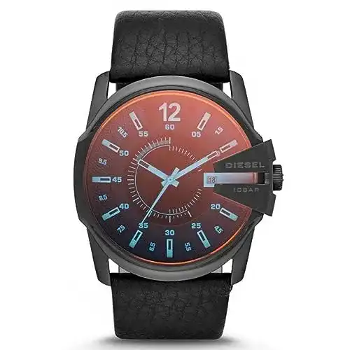 Chronograph Diesel Herrenuhr Master Chief im minimalistischen Design