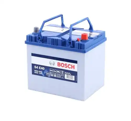 Bosch S4E40 Autobatterie 65Ah mit EFB-Technologie für Start/Stopp-Systeme