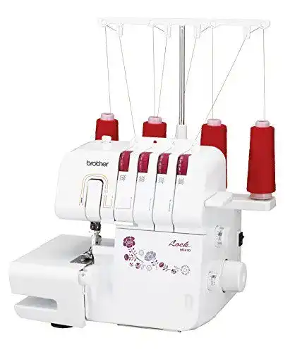 Overlock-Nähmaschine Brother M343D in Weiß und Rot