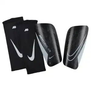 Schienbeinschoner für Erwachsene von Nike Unisex Merc Lite FA22