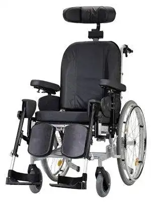 Pflegerollstuhl Bischoff & Bischoff Protego SB 44 mit max. 130 kg Belastbarkeit