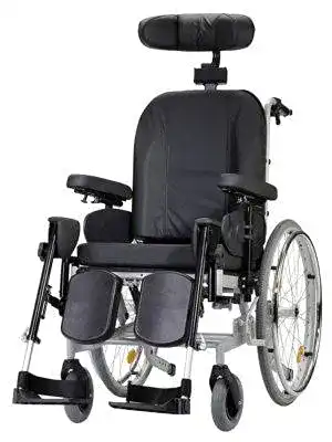 Pflegerollstuhl Bischoff & Bischoff Protego SB 44 mit max. 130 kg Belastbarkeit