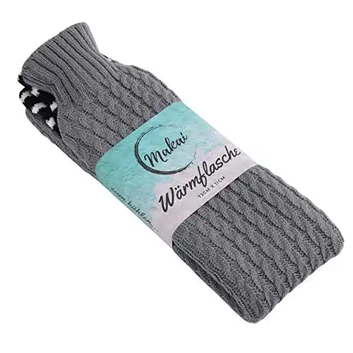 Nackenwärmflasche Makai mit extra langem Schlauch und Strickbezug