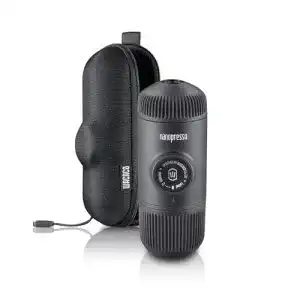 Tragbare Espressomaschine Wacaco Nanopresso mit S-Etui