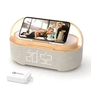 Radiowecker aus Holz mit Digitalanzeige und kabellosem Ladegerät