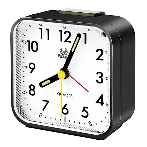 Analogwecker Miiepls ohne Ticken mit Schlummerfunktion und Nachtlicht