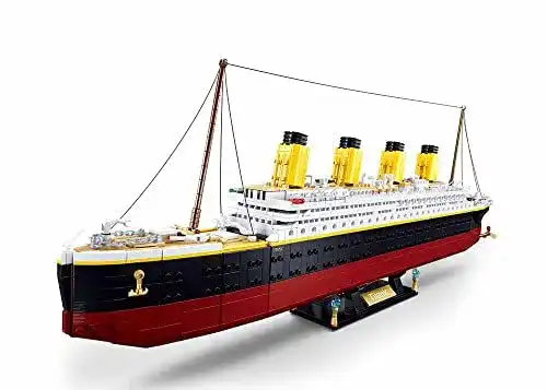 Sluban Titanic Modell im Maßstab 1:350
