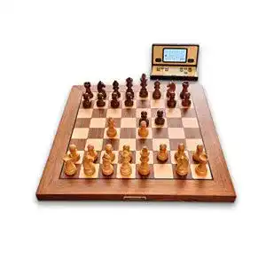 Schachcomputer Millennium ChessGenius Exclusive M820 im Vergleich
