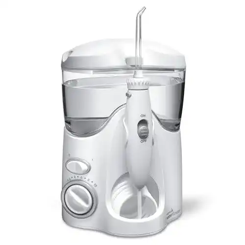 Waterpik Munddusche WP 100 Ultra 4542382 mit 10-stufiger Druckregelung