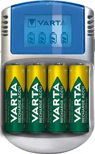 Varta Ladegerät mit 4 AA 2600mAh Akkus und LCD-Anzeige