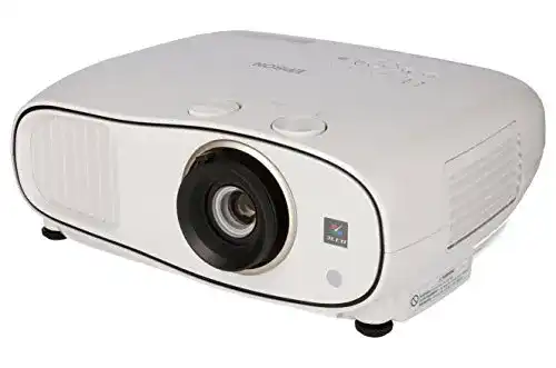 Beamer 4K Epson EH-TW6700W Projektor im Vergleich