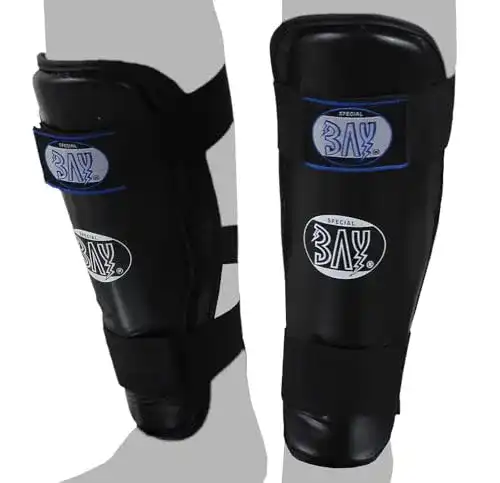Schienbeinschoner Kickboxen BAY Komfort schwarz