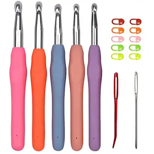 Häkelnadelset Symphony mit Häkelnadeln in den Größen 6,5 mm und 7,0 mm