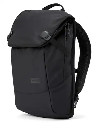 Aevor Daypack Rucksack wasserabweisend mit Laptopfach und vielen Taschen