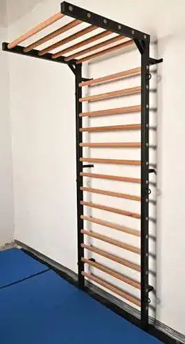 Sprossenwand Artimex Sport Equipment mit Klimmzugfunktion