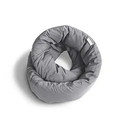Reisekissen von Huzi Design Infinity Pillow für Nackenstütze