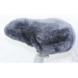 Fahrradsattelbezug aus Lammfell für Standard-Sattel 27×23 cm