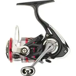 Daiwa Ninja LT 2000 Angelrolle mit Vorderbremse