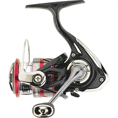 Daiwa Ninja LT 2000 Angelrolle mit Vorderbremse
