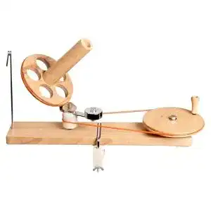 Wollwickler Knitpro aus Holz in Braun, 47 x 16 x 27 cm