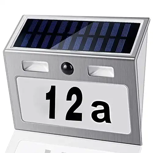 Solar Hausnummer mit Bewegungsmelder und LED-Beleuchtung