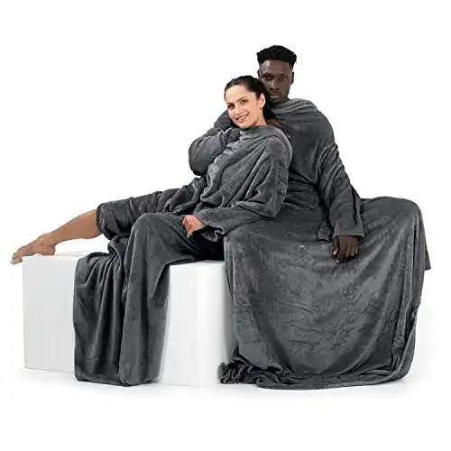 Kuscheldecke mit Ärmeln von DecoKing für Frauen und Männer