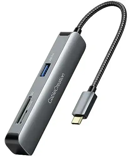 USB-C Hub von CableCreation mit HDMI und USB 3.0 Anschlüssen