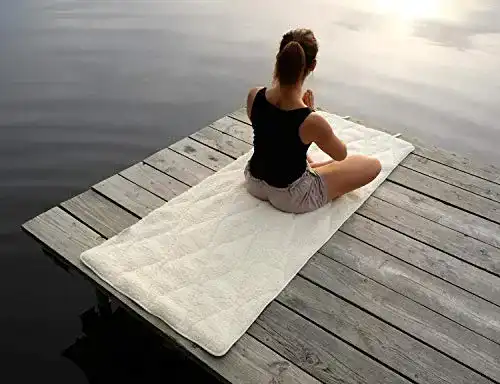 Yogamatte aus Schurwolle von Wohnen & Accessoires GmbH & Co. KG