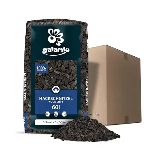 Hackschnitzel aus Kiefernholz schwarz für Mulch im Garten