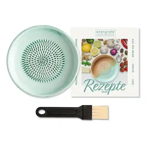 Keramikreibe Evergrate Motiv Mint mit Küchenpinsel und Rezeptheft