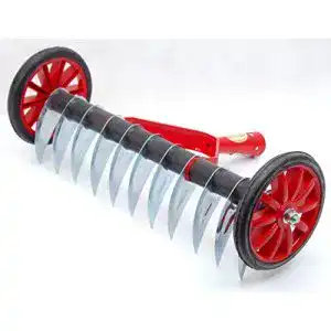 Handvertikutierer von POKM Toolsmarket GmbH mit 35 cm Arbeitsbreite