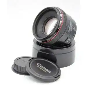 Canon EF 50mm F1.2L USM Objektiv mit 72mm Filtergewinde