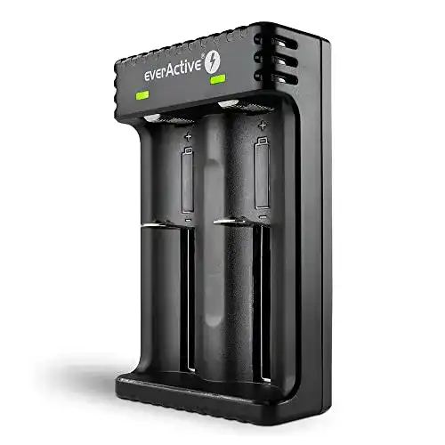 18650 Ladegerät für 2 Li-Ionen Akkus von everActive