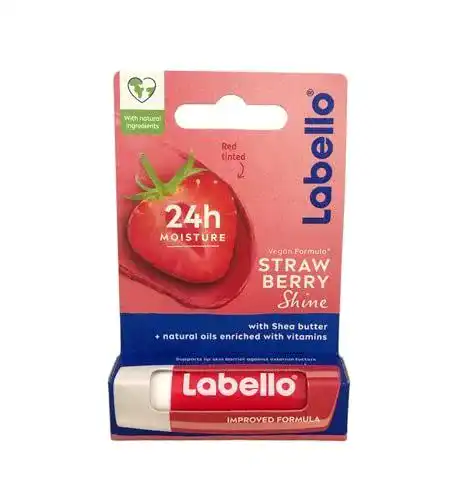 Labello Lippenpflege Strawberry Kiss mit Erdbeergeschmack