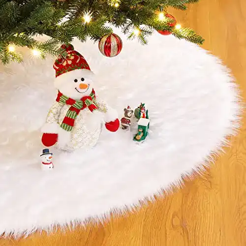 Weihnachtsbaumrock Yorbay aus Kunstfell in Weiß mit 90 cm Durchmesser