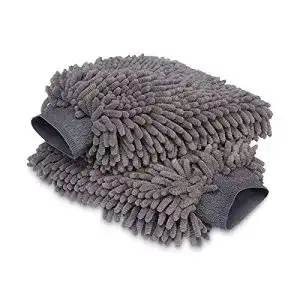 Waschhandschuh aus Mikrofaser von Amazon Basics, 2 Stück, Dunkelgrau, 30 x 20 cm