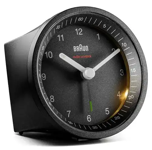 Analog Funkwecker von Braun mit Schlummerfunktion und Crescendo-Alarm