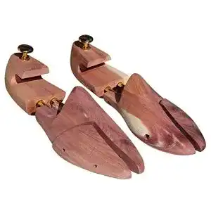 Schuhspanner aus Zedernholz für Größe 41/42 von DELFA