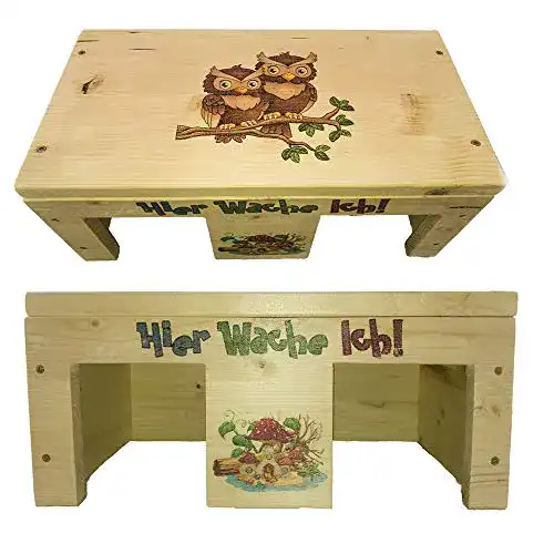 Meerschweinchenhaus mit zwei Eingängen und Holzlasur
