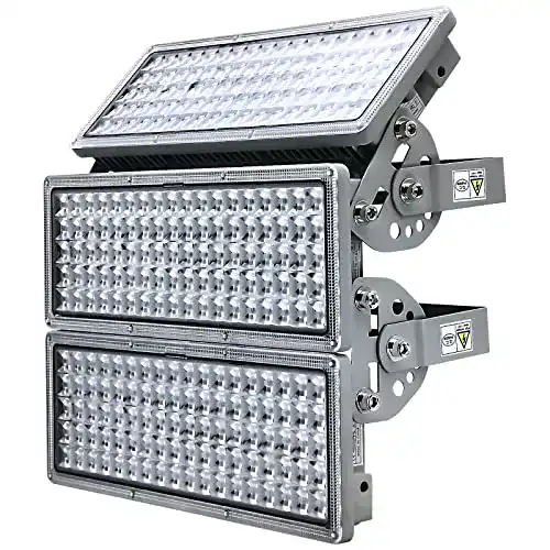 LED Außenstrahler mit 300W Leistung für vielseitige Anwendungen
