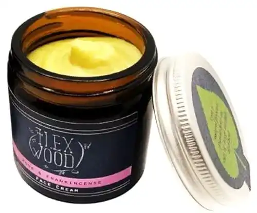 Vegane Gesichtscreme The Ilex Wood mit Rose und Weihrauch