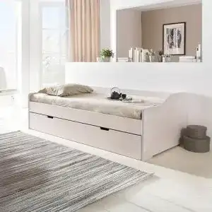 Jugendbett Woodlive Design by Nature aus Massivholz für Gäste