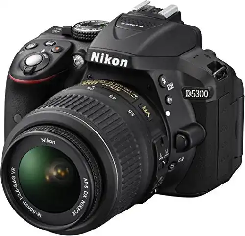Nikon D5300 Spiegelreflexkamera mit 18-55mm VR Objektiv