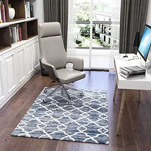 Bodenschutzmatte Dikilong für Bürostühle und Spielstühle