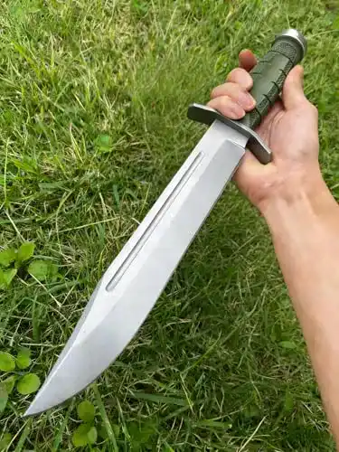 Bowiemesser Teerma XP3 mit geschmiedeter Klinge und ergonomischem Griff