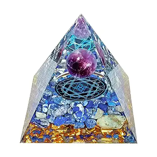 Orgonit-Pyramide Mlysnd aus Kristall mit Amethyst und Harz