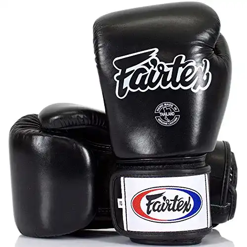 Fairtex BGV-1 Boxhandschuhe aus Leder in Schwarz für Muay Thai und Boxen