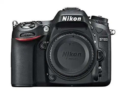 Nikon D7100 Spiegelreflexkamera (24,1 MP, 3,2 Zoll LCD, zertifiziert refurbished)